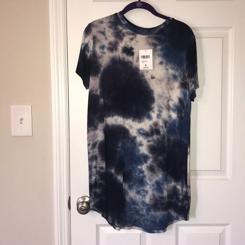Forever 21 Blue Tye-Dye T-Shirt Dress